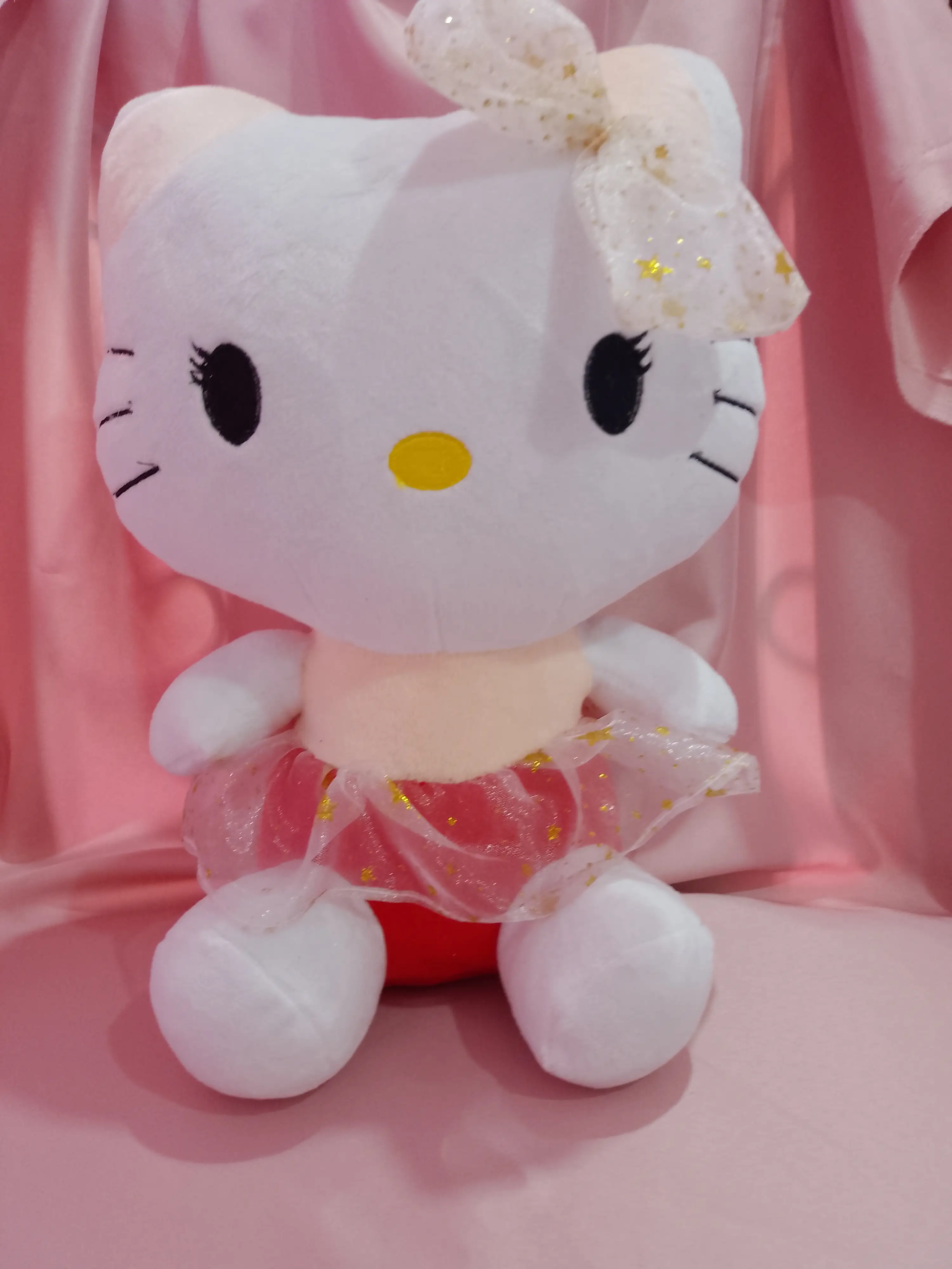 Peluche hello Kitty ✨ 2
