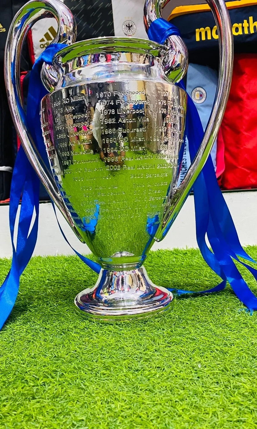 TROFEO CHAMPIONS AGOTADA  4