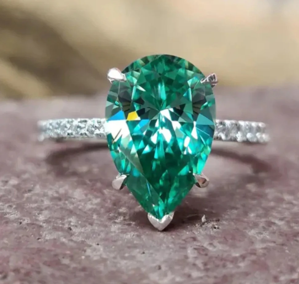 Anillo Esmeralda 