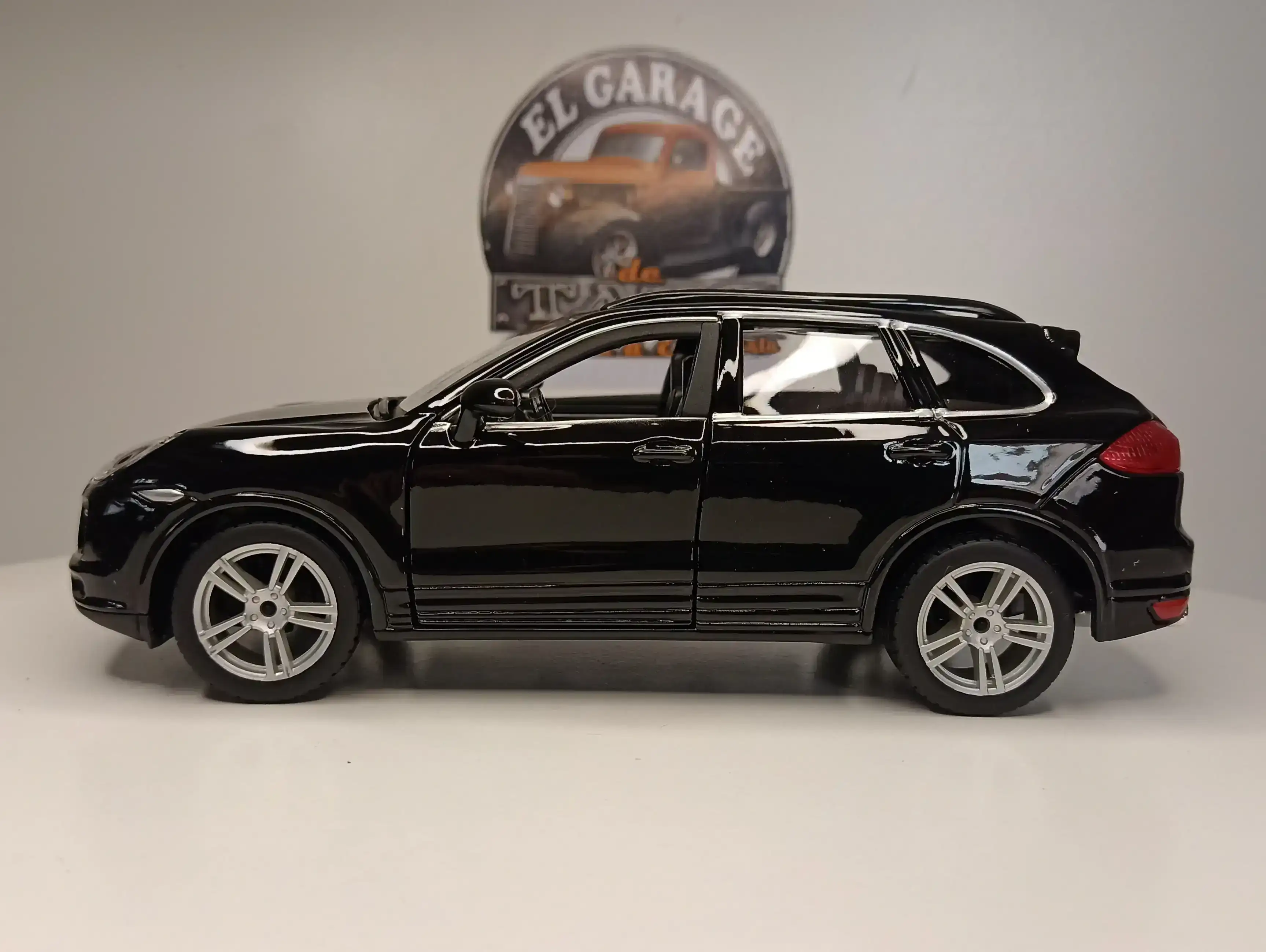 Porsche Cheyenne turbo 2