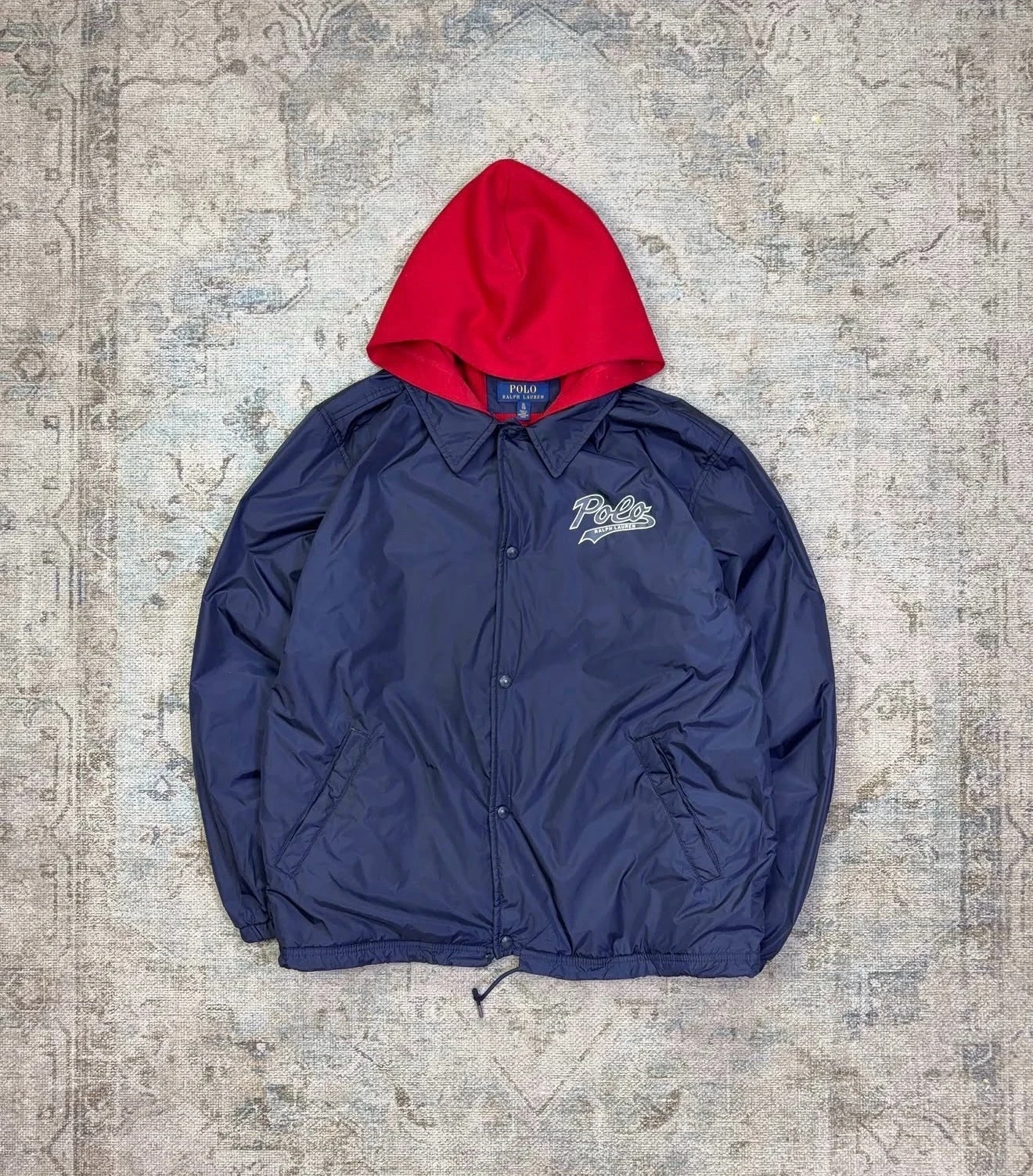 P R L.  Coach Jacket Rompevientos Azul Capucha Roja 