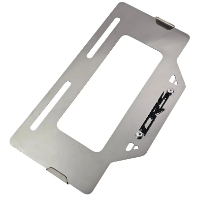 AKT CR 5 / Porta placa acero cromado logo 3d negro ML