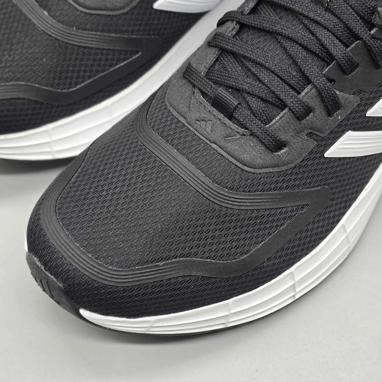 ADIDAS DURAMO 10  7