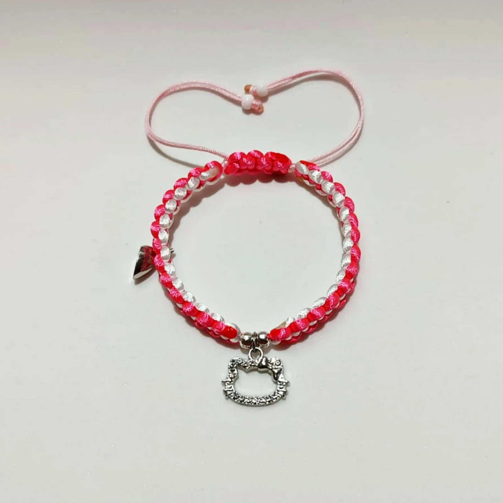 Dúo Pulseras de Hello Kitty y Spiderman  3