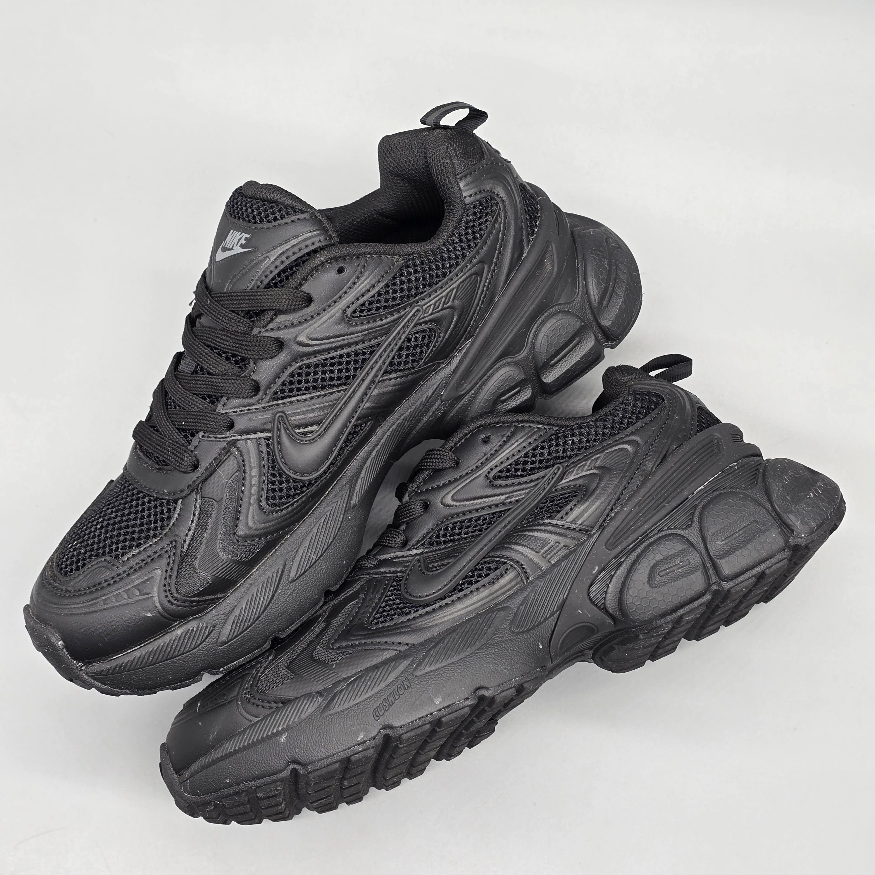 NIKE INITIATOR (RÉPLICA 1.1) 6