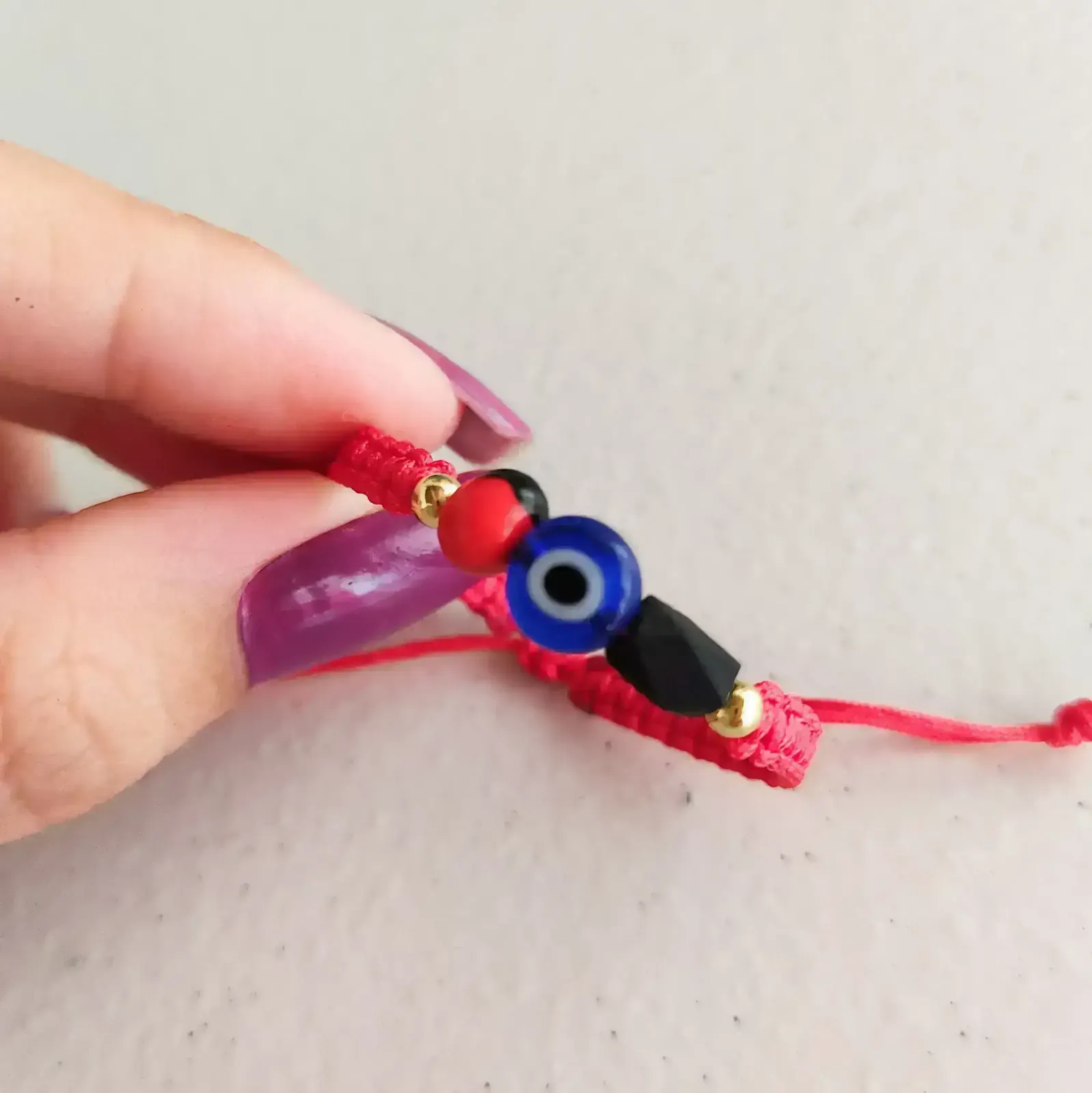 Pulsera bebé protección tejida 2