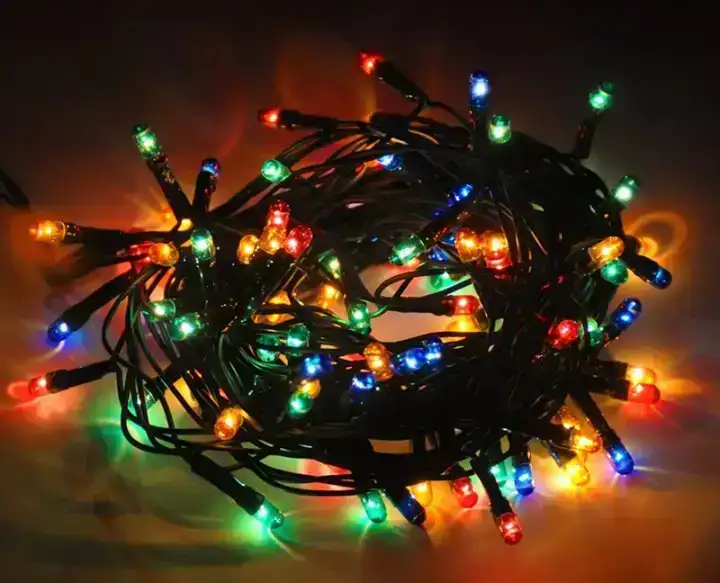 Guirnalda arroz DAEWOO 100 luces 3.50 m cable negro