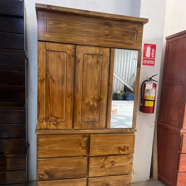 Roperos en madera pino