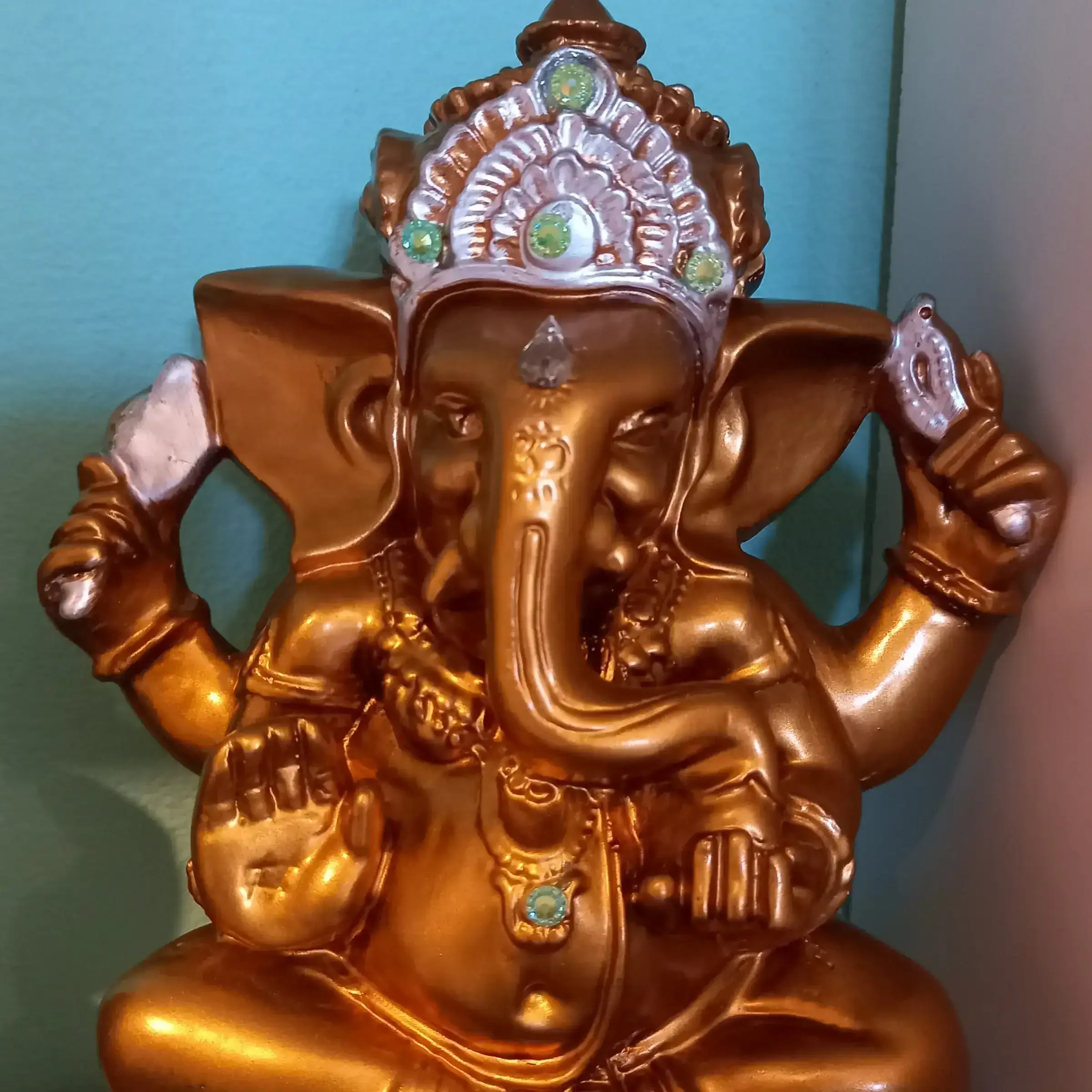 Ganesha Dorada 3