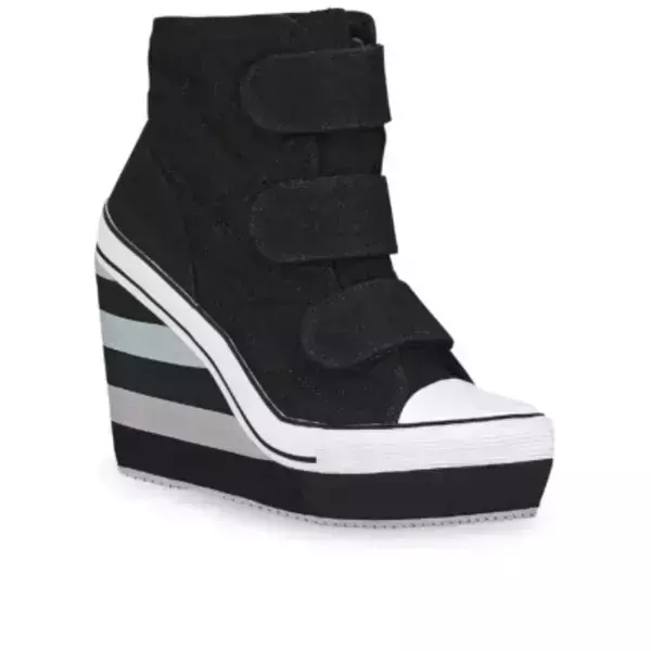 Tenis tipo botin color negro marca Andrea
