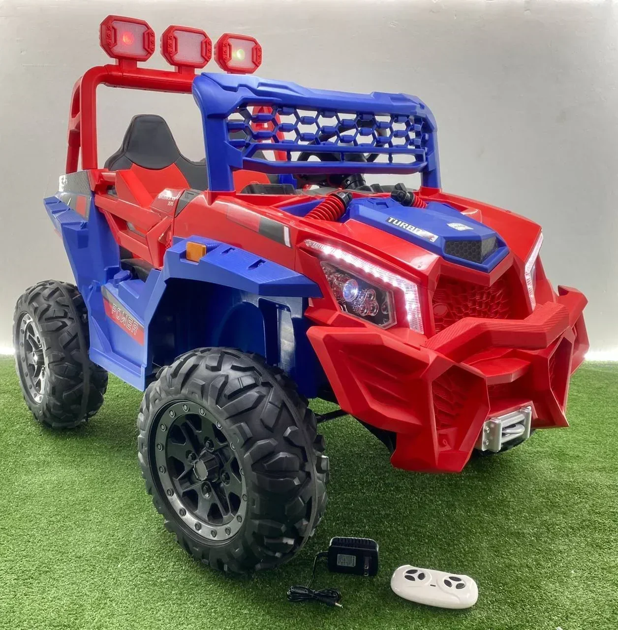 Carro Eléctrico GIGANTE 8