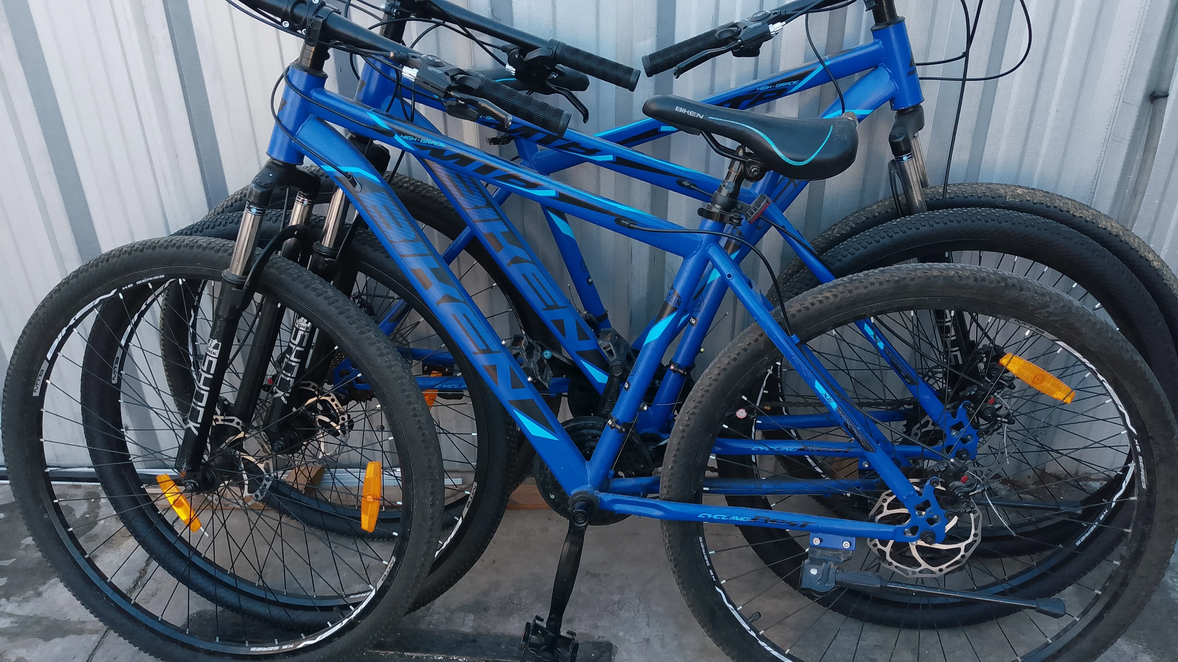 Outlet Bicicleta Biken azul rod.29