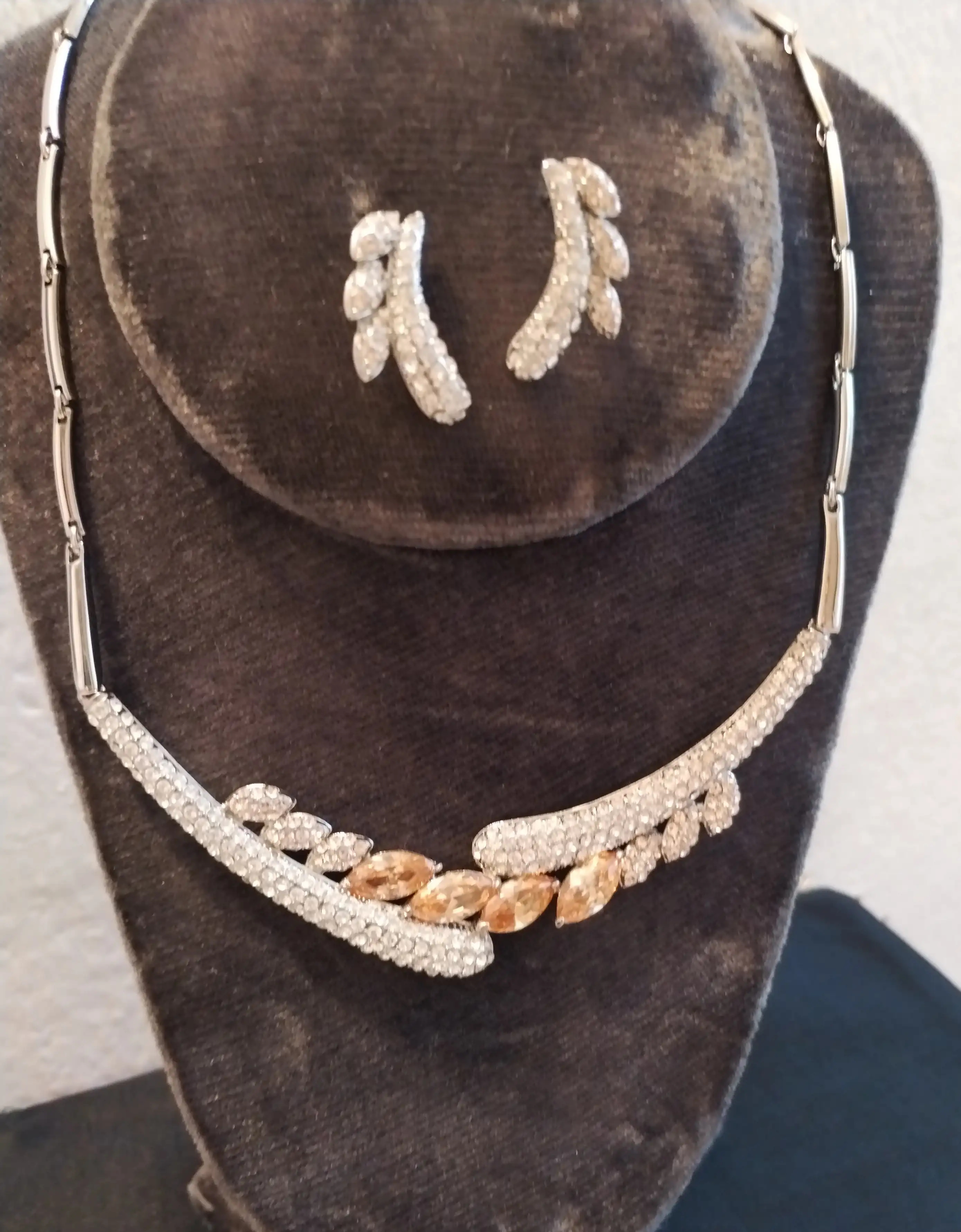 🎗️Juego collar y aretes 