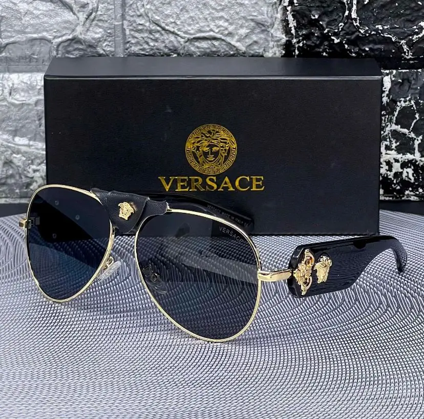 VERSACE  4