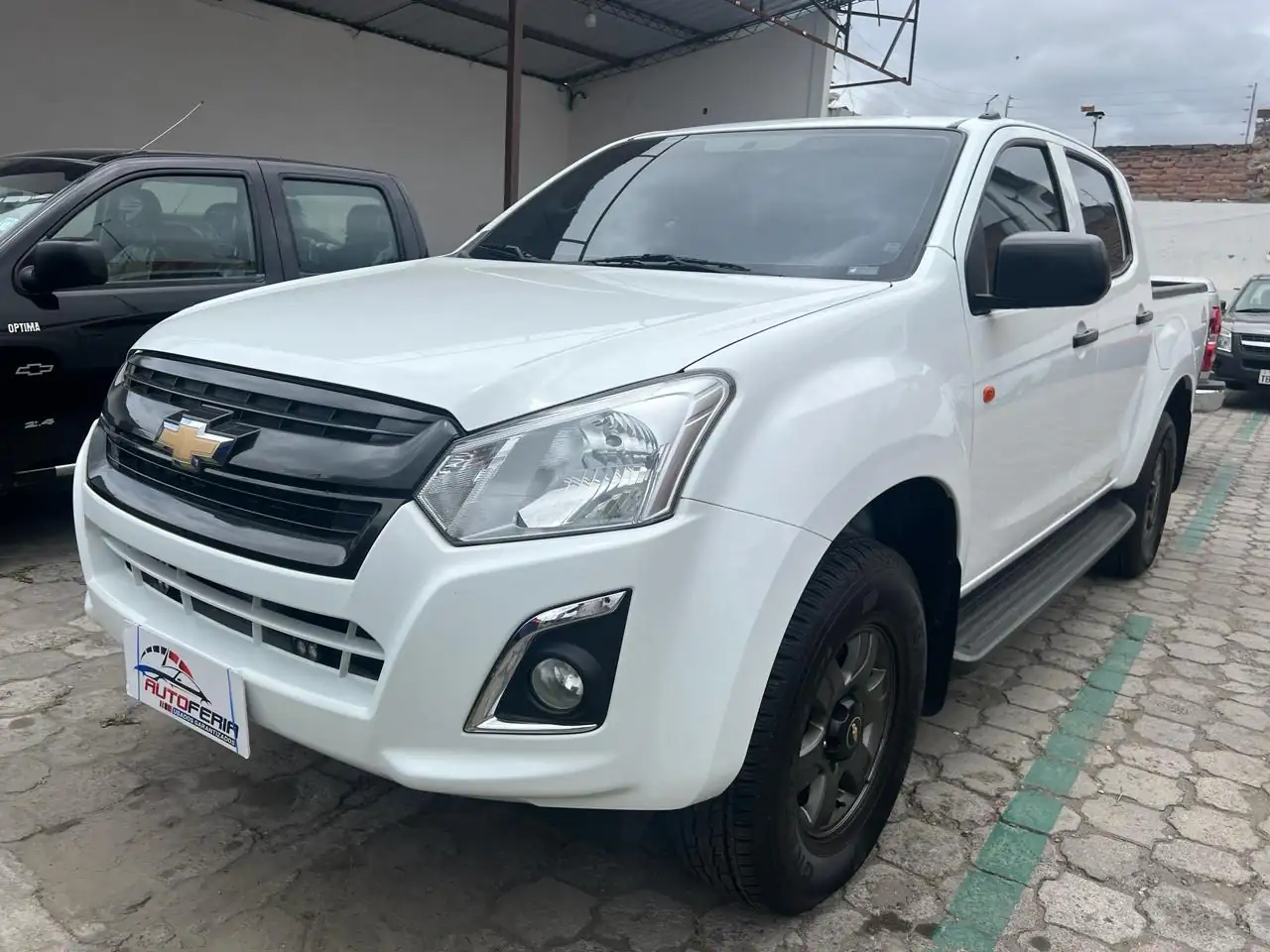 Dmax hi ride 2023 impecable con 10 mil kilometros origianles