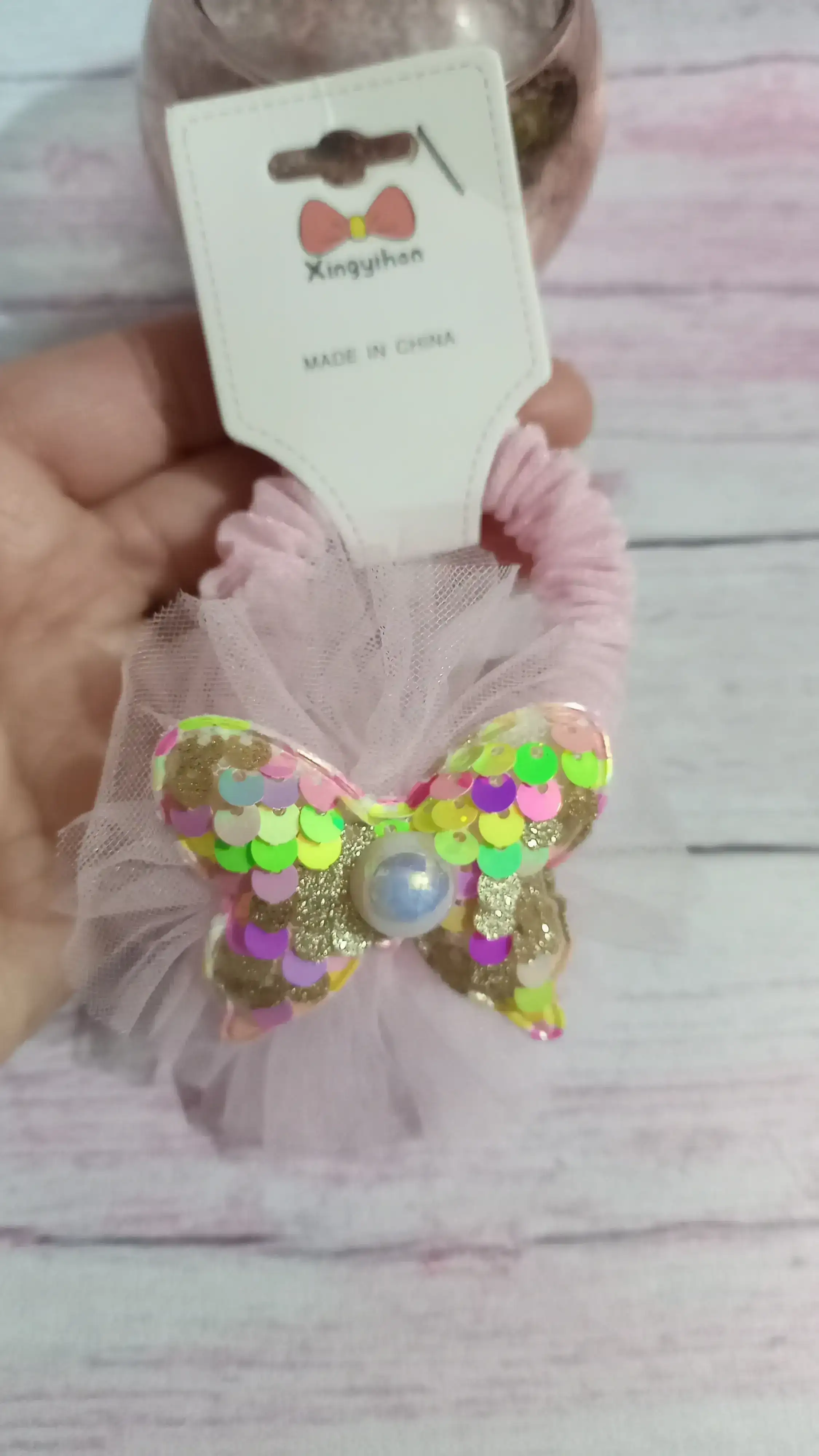 Colita con mariposa y brillos