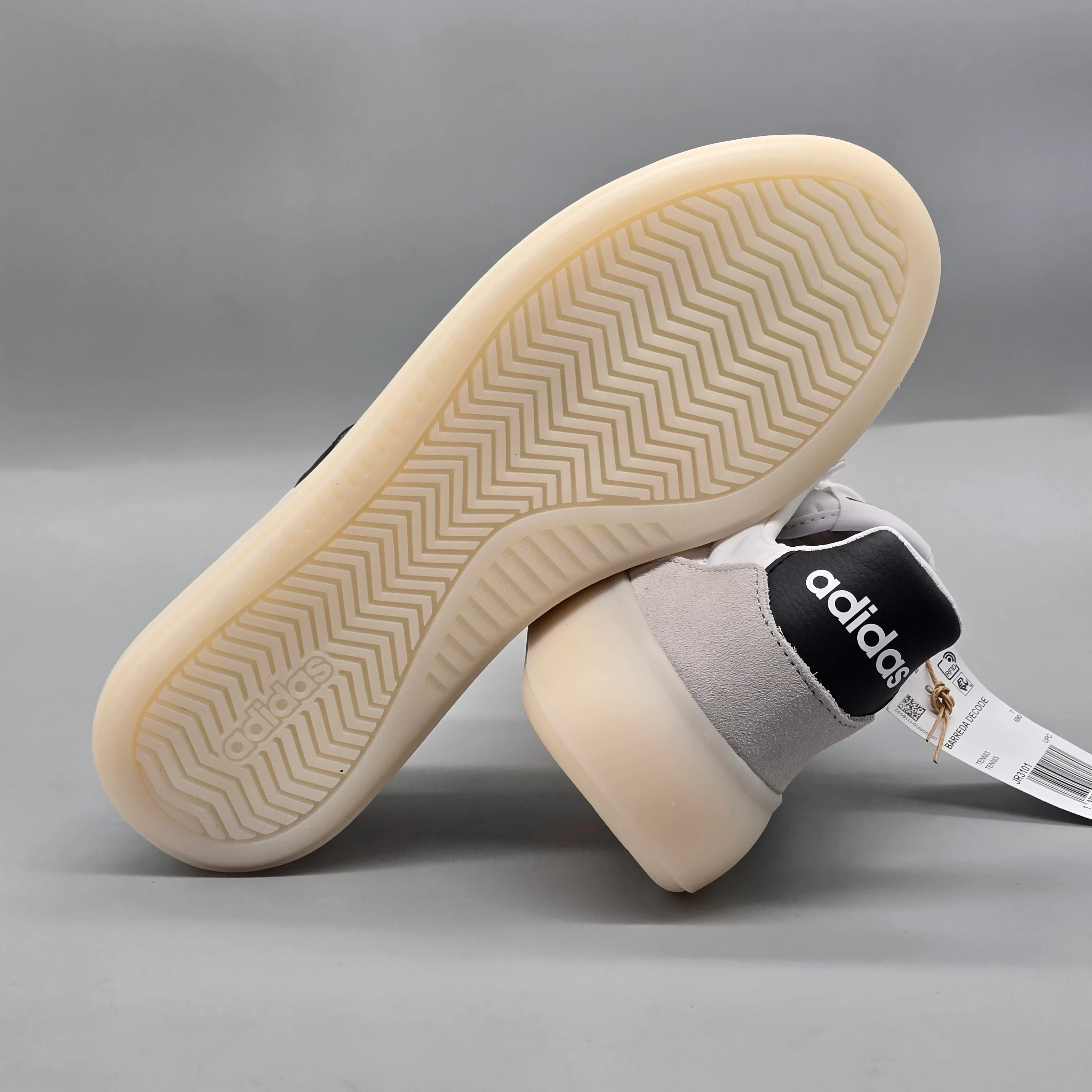 ADIDAS BARREDA DECODE  8