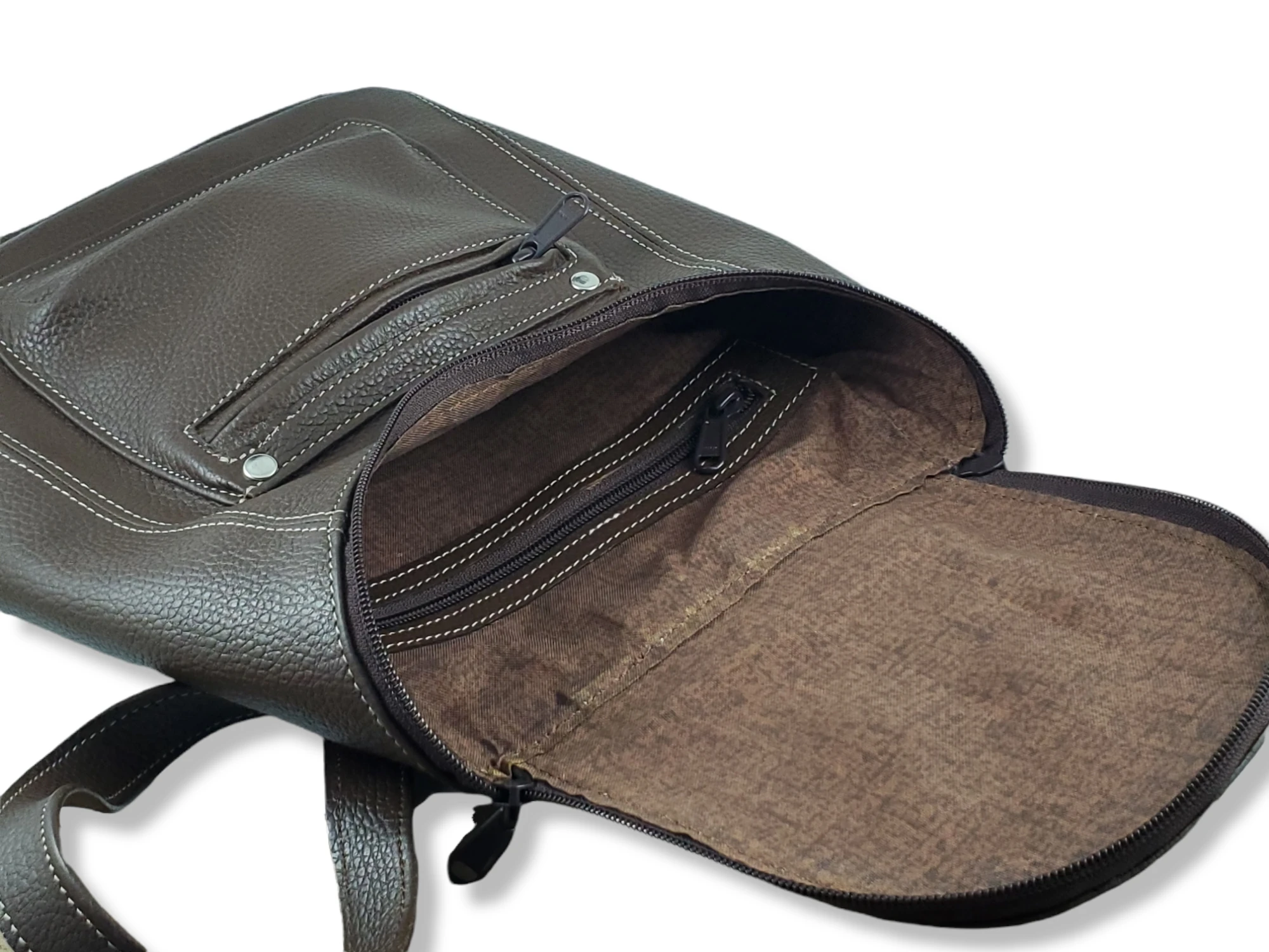 Mochila cuero cafe  3