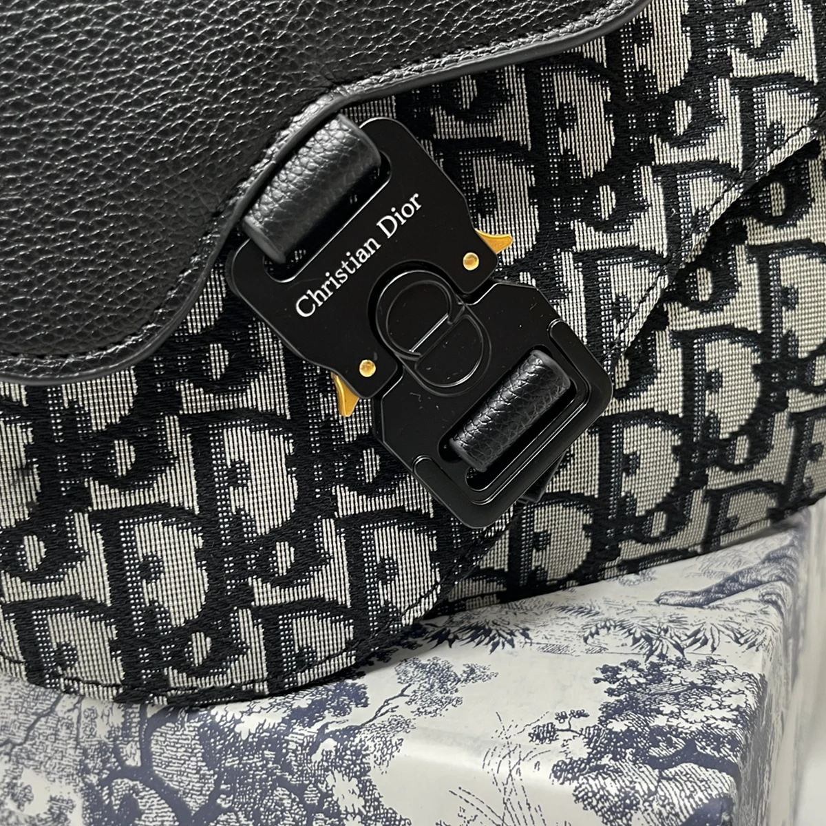 Bolso DIOR 3