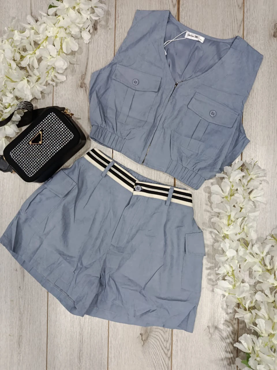 CHALECO + SHORT 