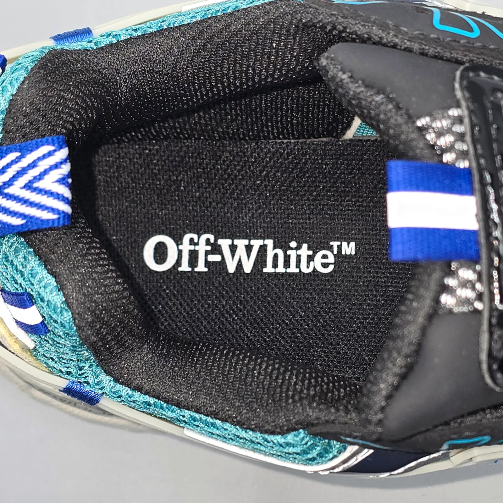 OFF-WHITE HOMBRE (1.1) 8
