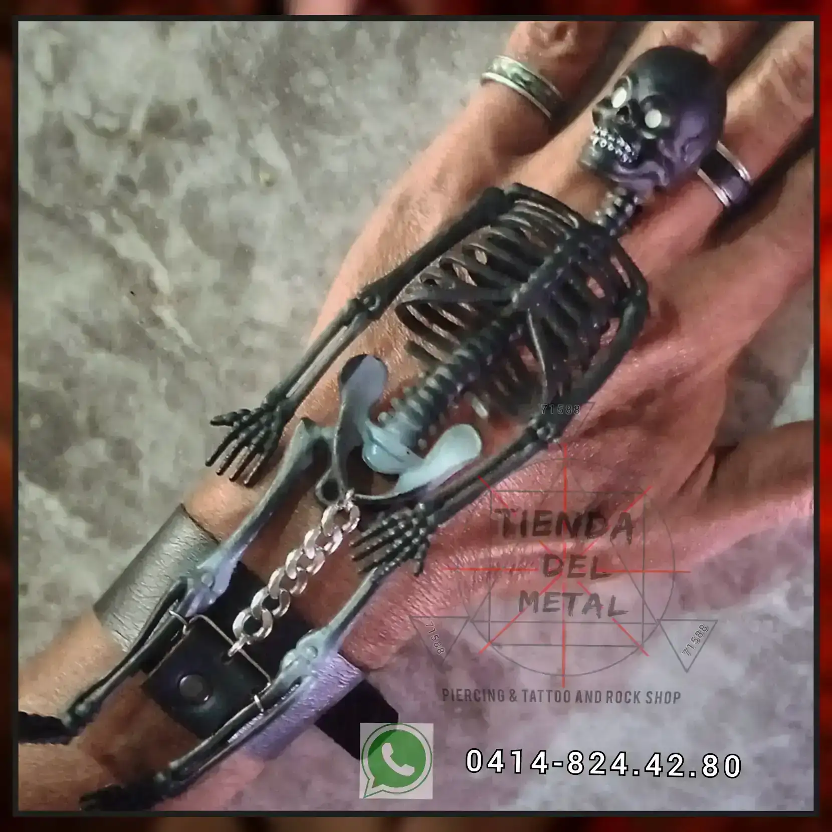 Muñequera de esqueleto con anillo 