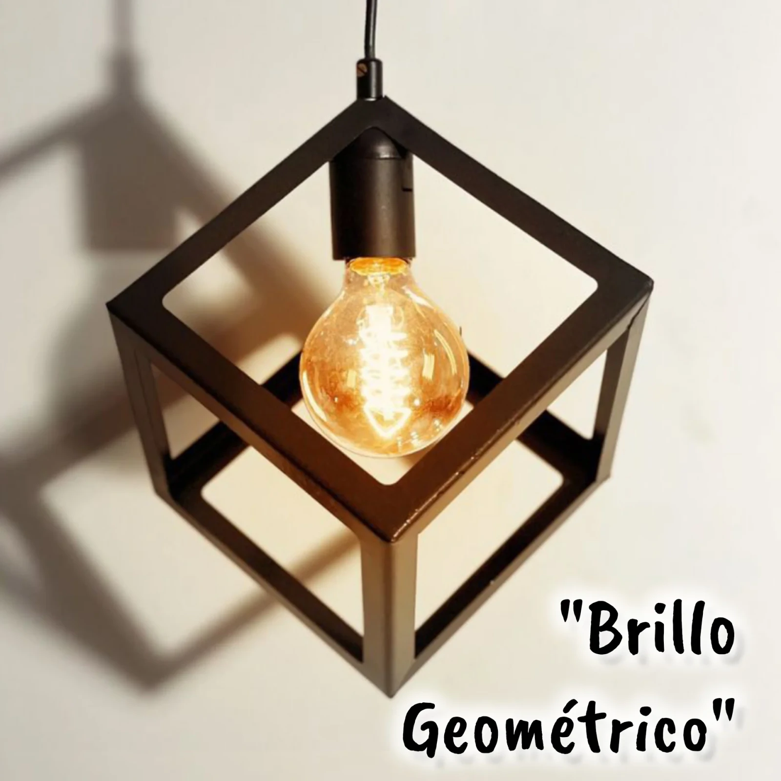 Lámpara Colgante Tipo Cubo 2