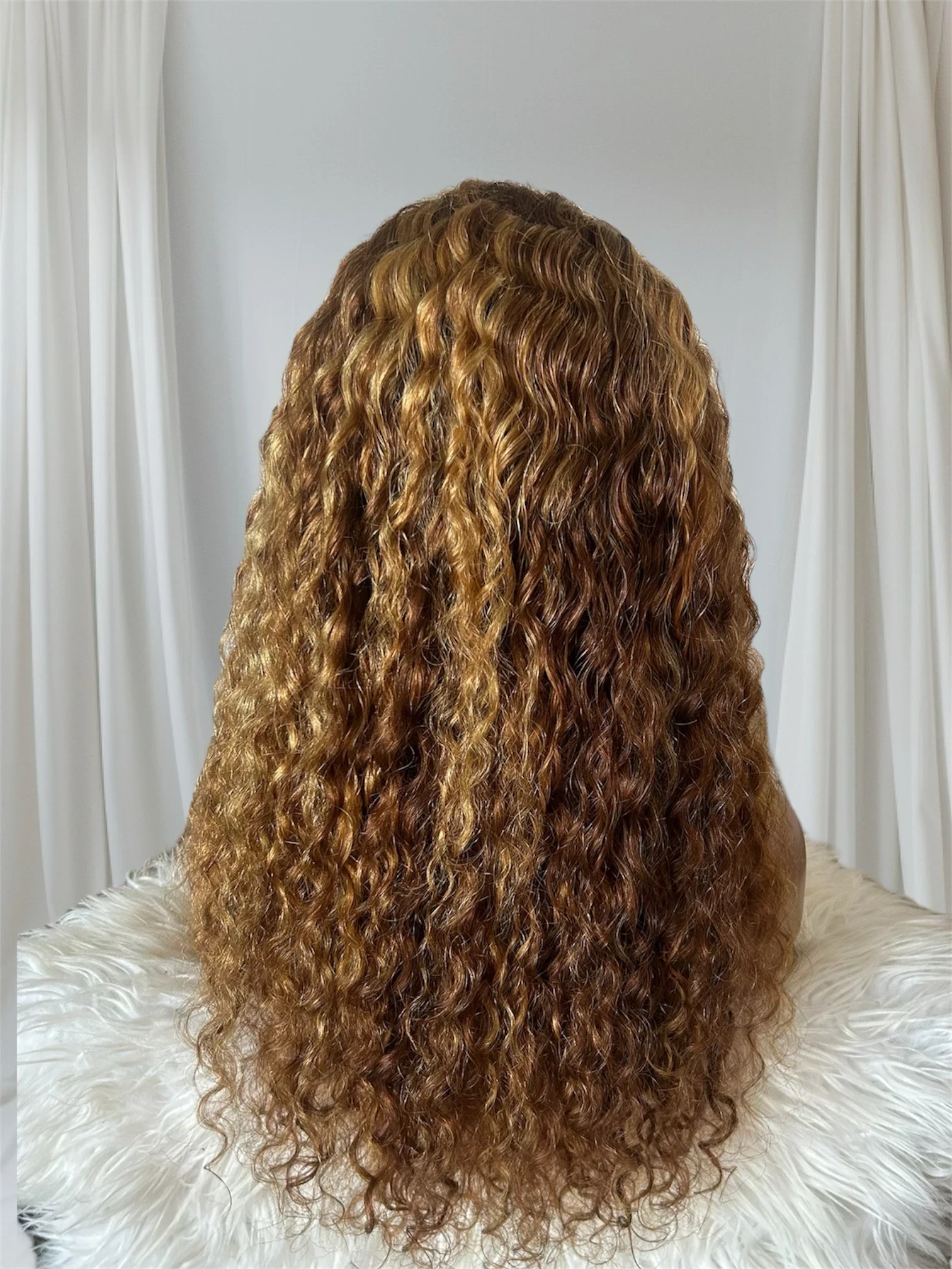 Peluca de cabello humano con encaje frontal color 4/27 Risado 24 pulgadas, densidad del 180%, 13 x 4  3