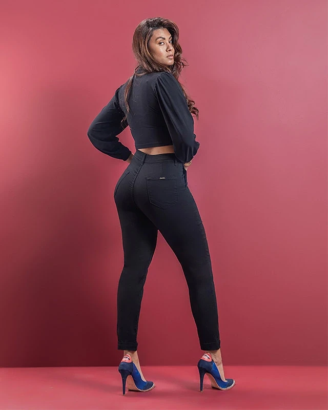 Calça Fem Cenoura  4