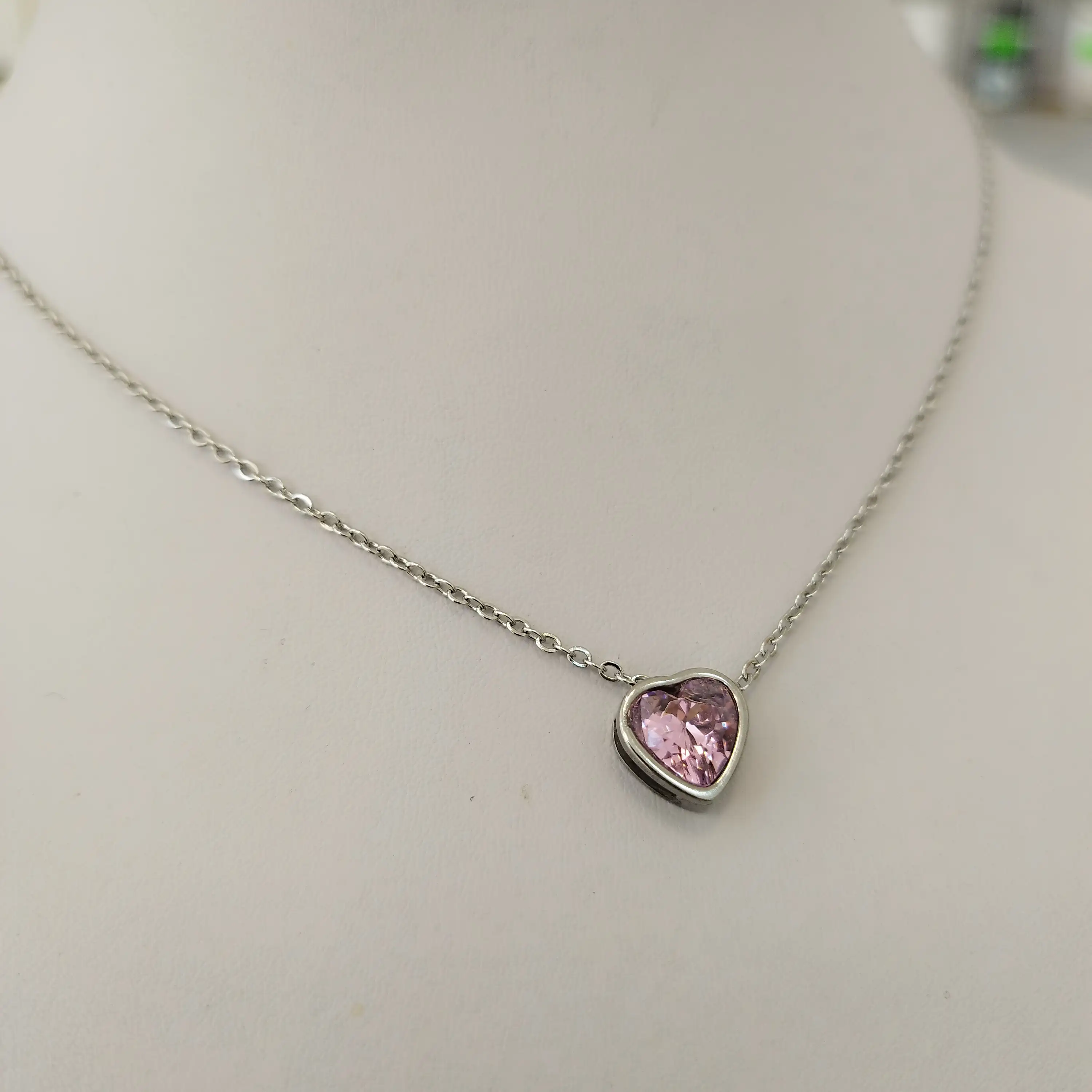 Collar Corazon Cuarzo Rosa