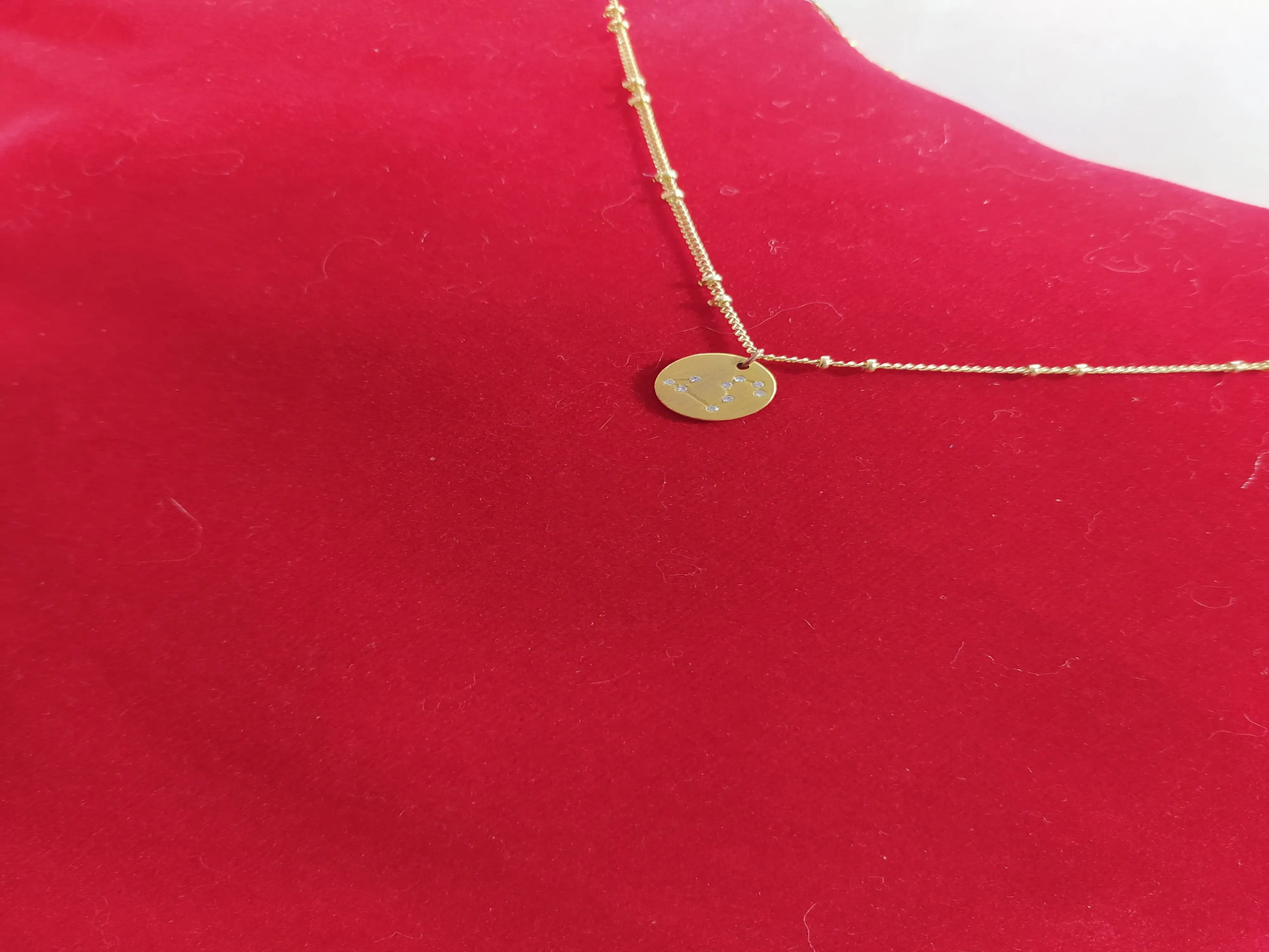 COLLAR DEL SIGNO DE LIBRA