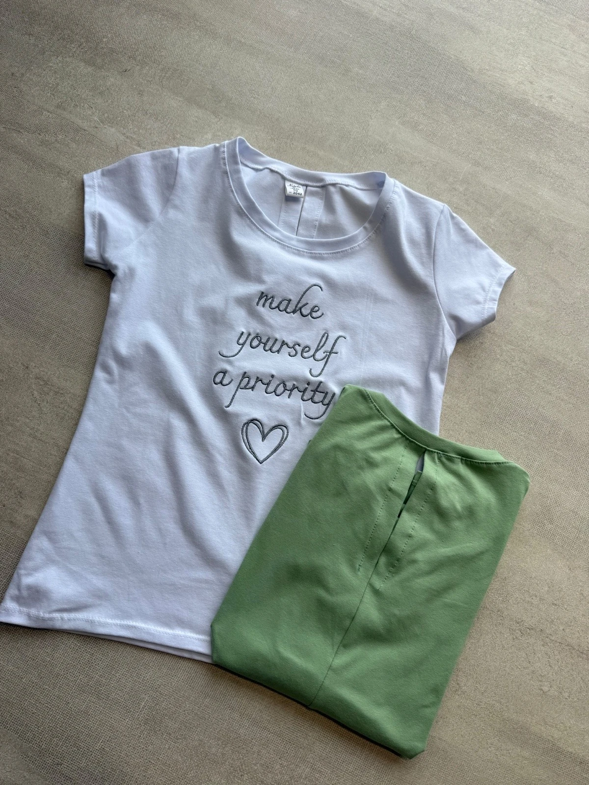 REMERAS MAKE LYCRA