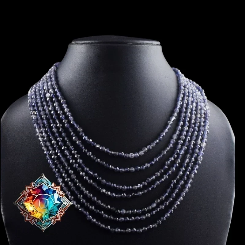 Inmejorable collar de gemas de iolita microfacetadas genuinas. 5