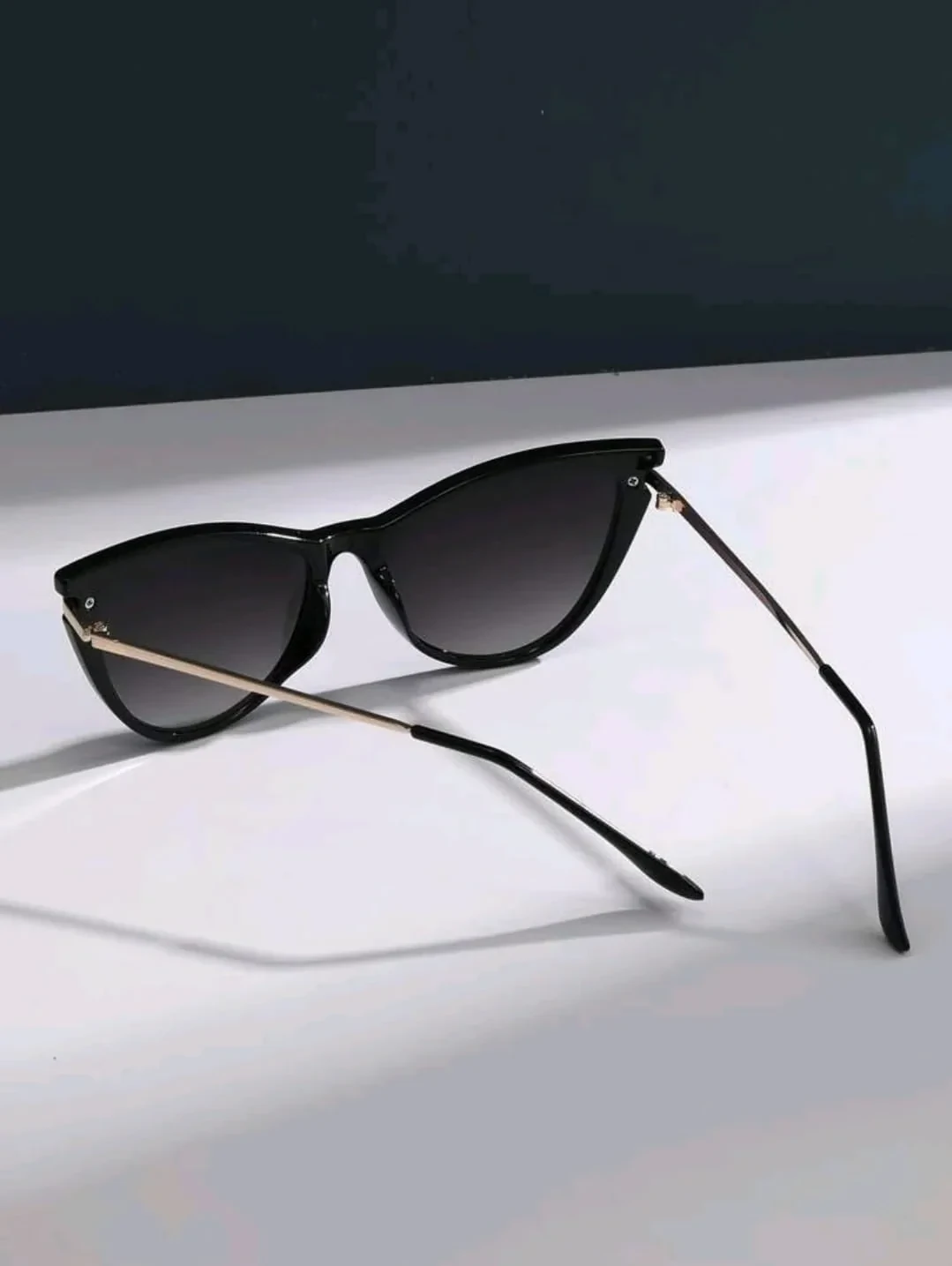Gafas oscuras de moda  3