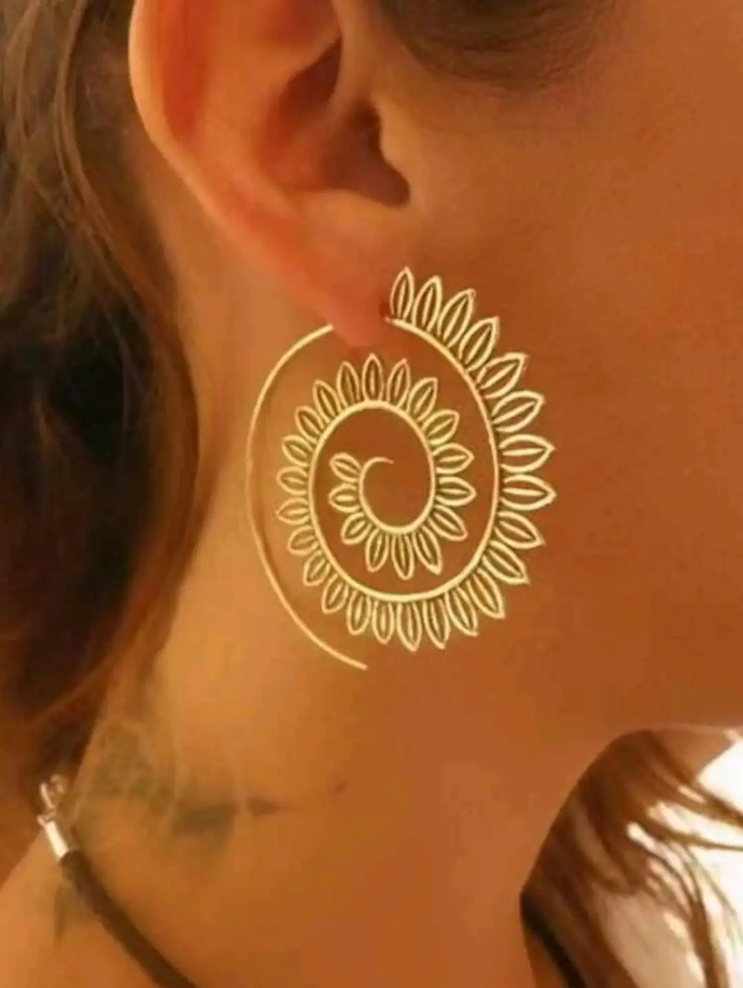 Par de aretes caracol