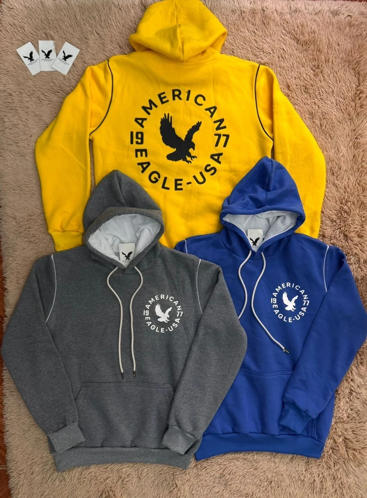 BUZOS CANGUROS FRISA INVISIBLE ESSENCIAL Y AMERICAN