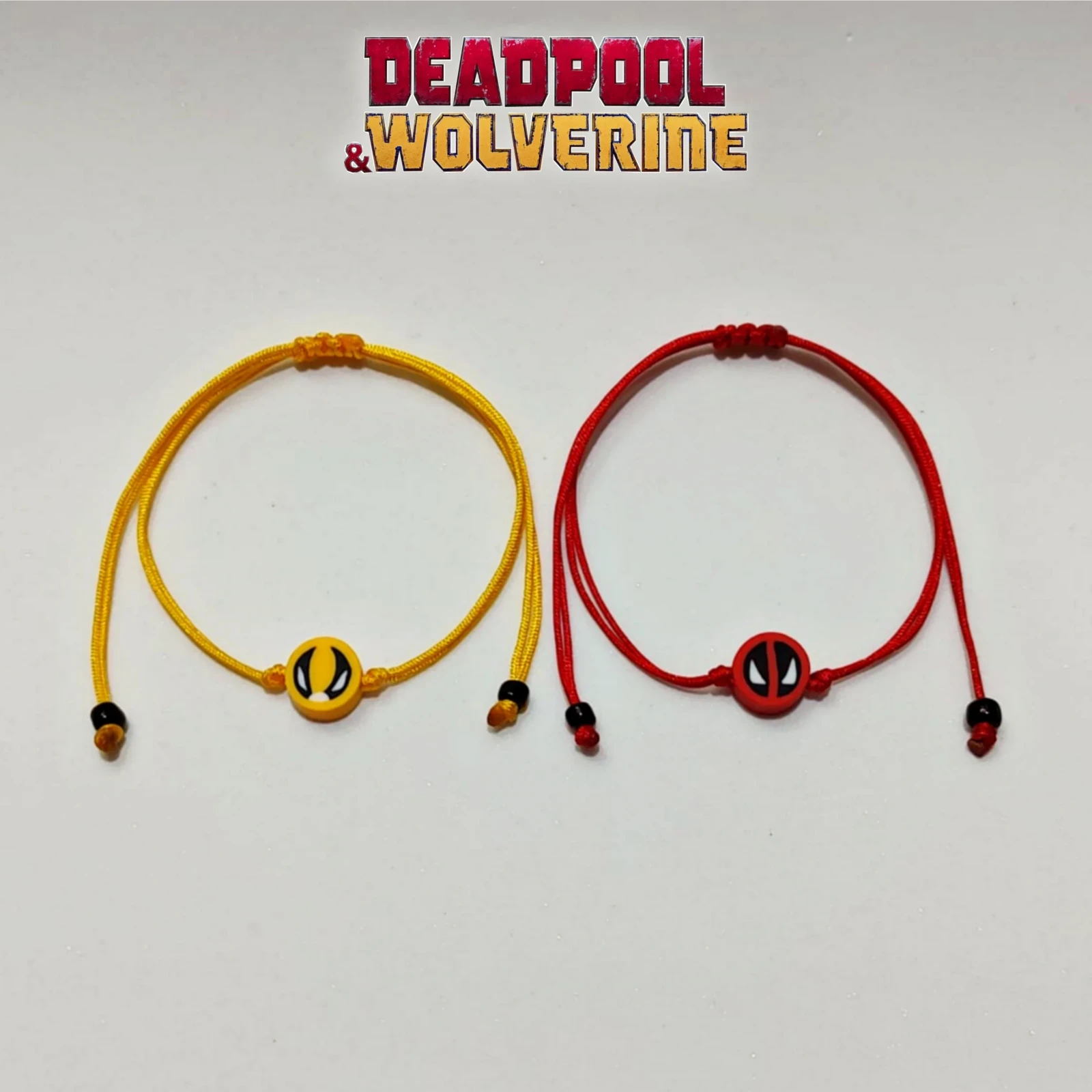 Dúo Pulseras Sencillas de Deadpool y Wolverine 2