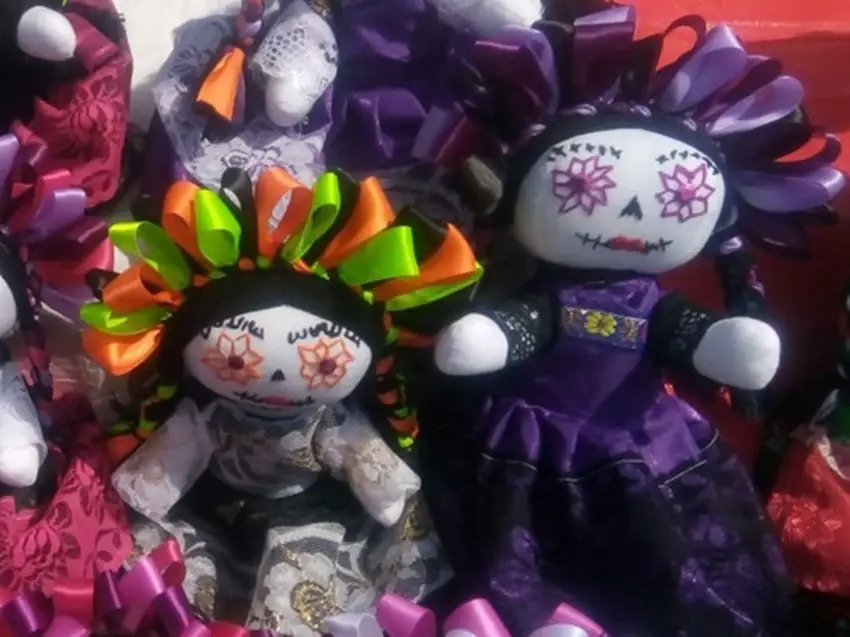 Paquete de 5 muñecas LELE. Día de muertos, Halloween  2