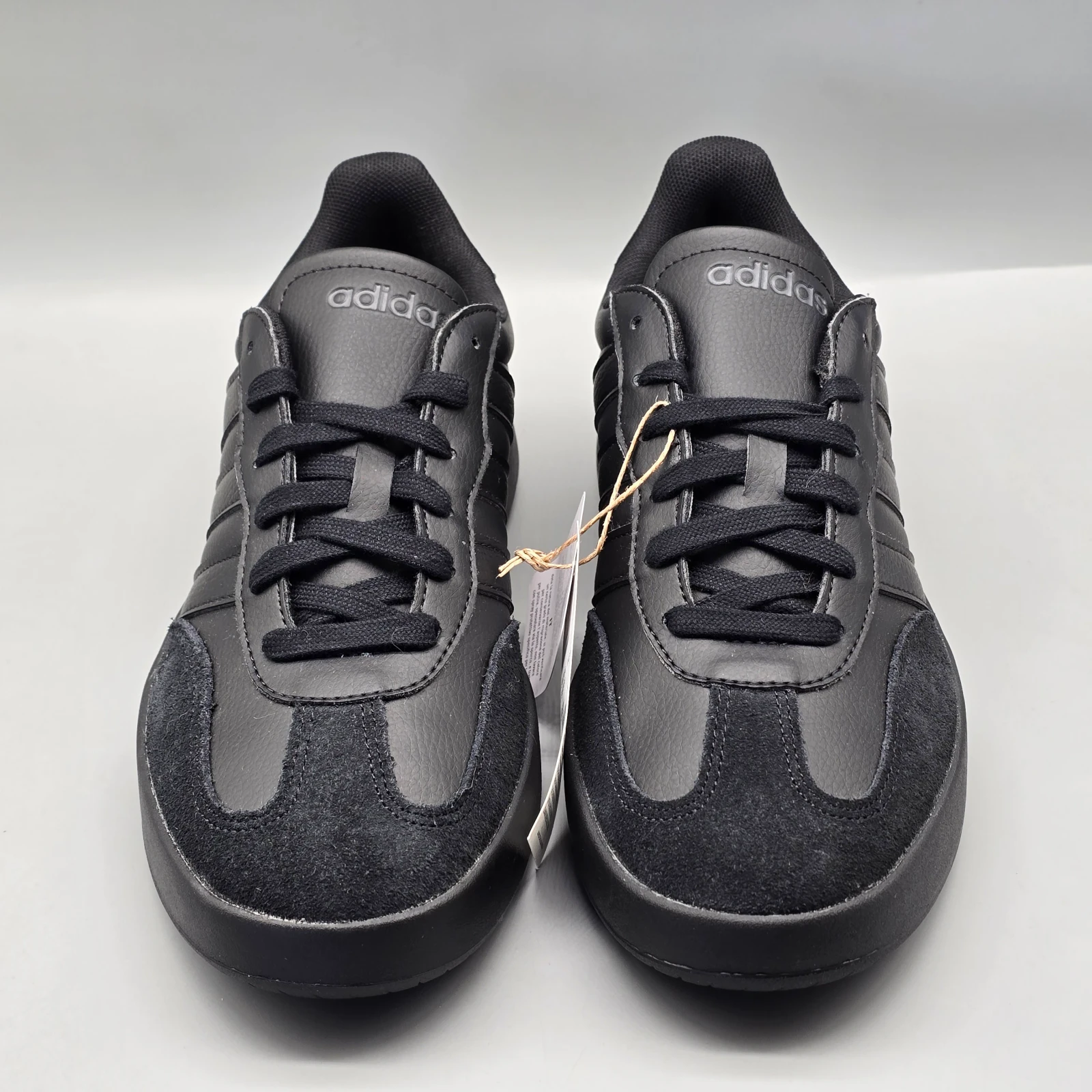 TENIS ADIDAS BARREDA 5