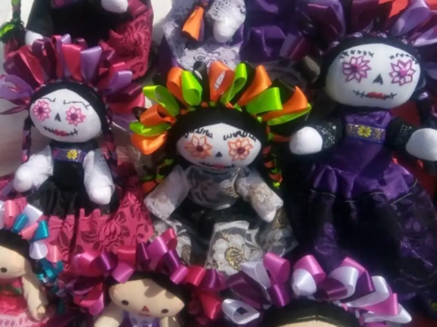 Paquete de 5 muñecas LELE. Día de muertos, Halloween  3
