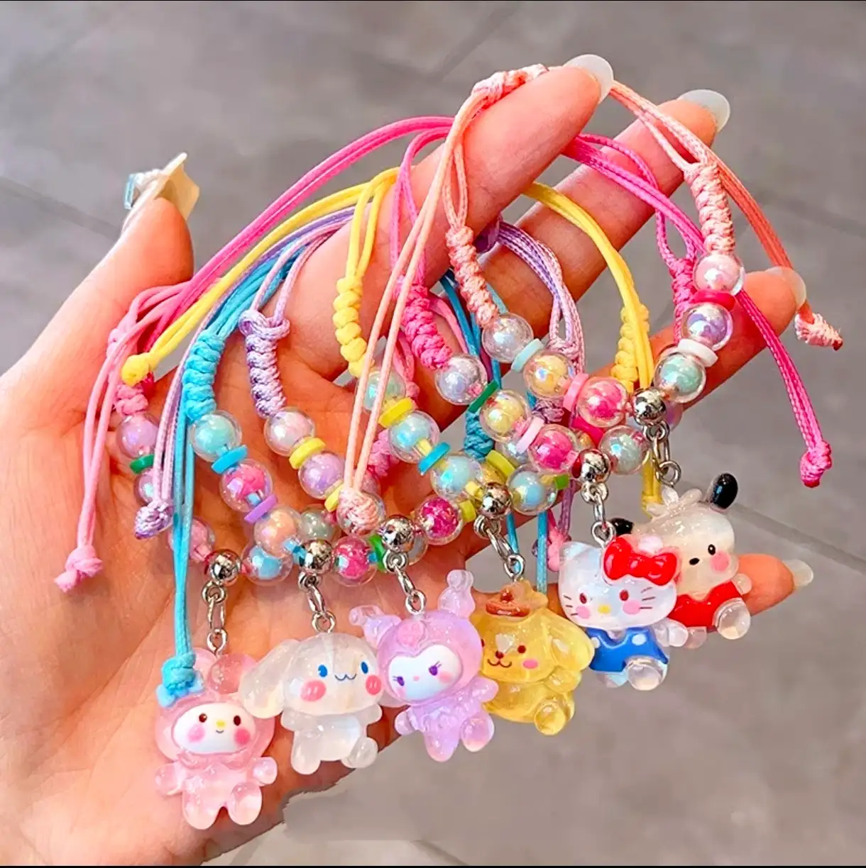 Pulsera Tejida Sanrio Colores