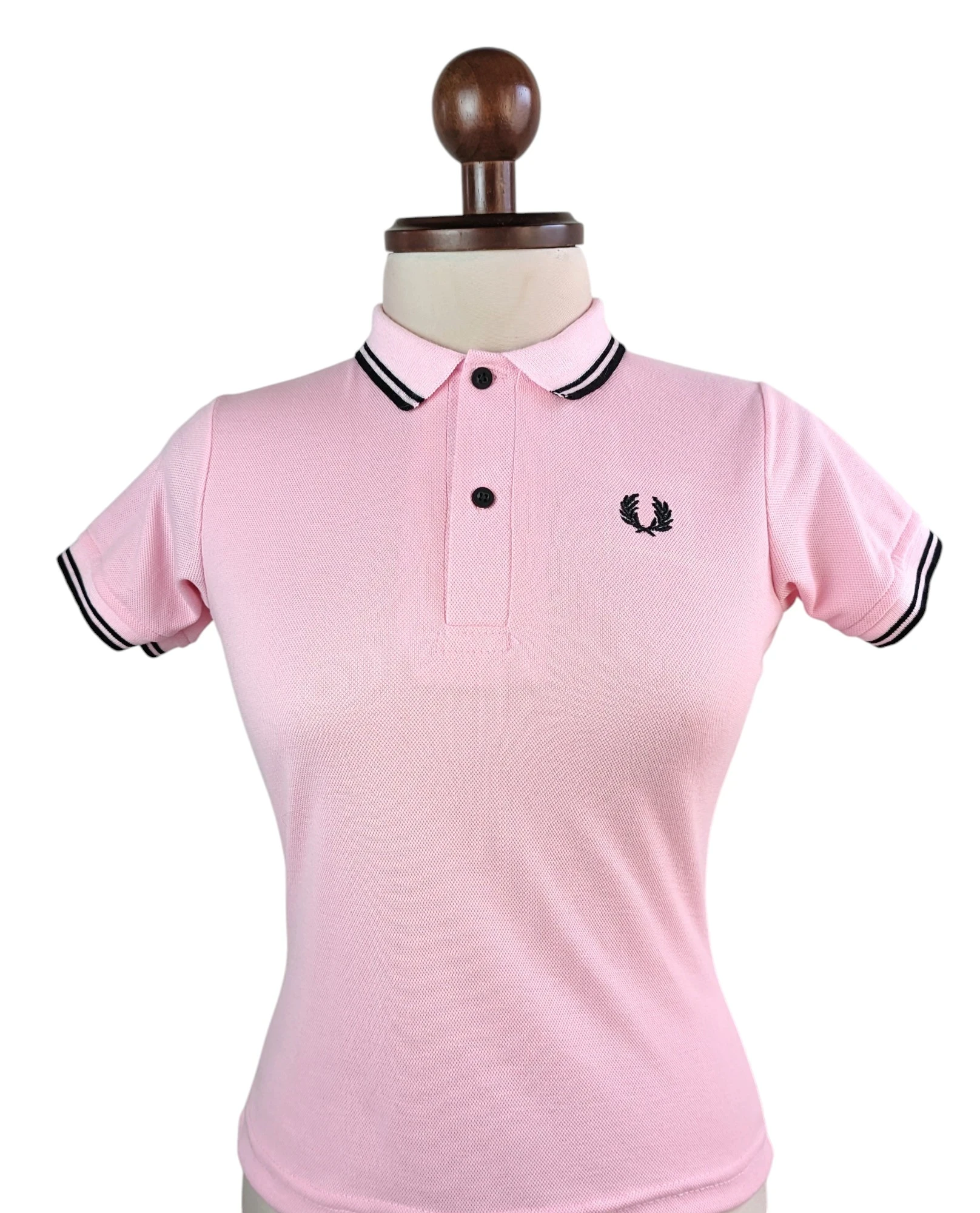 Camisa polo rosada con negro 