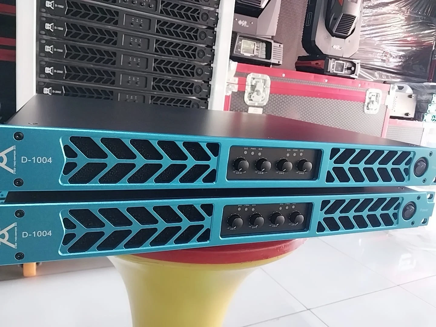 PODERES CVR 8000W (4) Poder CVR 8000W (4) canales 13,250bs  Poder CVR 12.000W (4) canales 15.950bs  Poder CVR 20.000W.(2) 18,000bs  Poder CVR 20.000W.(4) canales 18,750bs  Poder CVR 34.000W.(4) canales 24,150bs 6