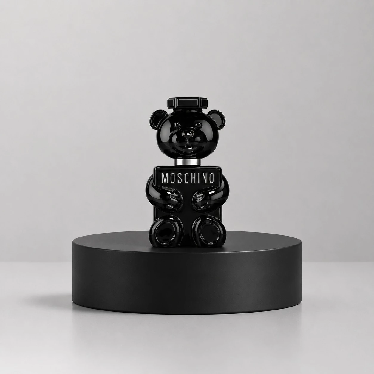 Toy Boy – Moschino