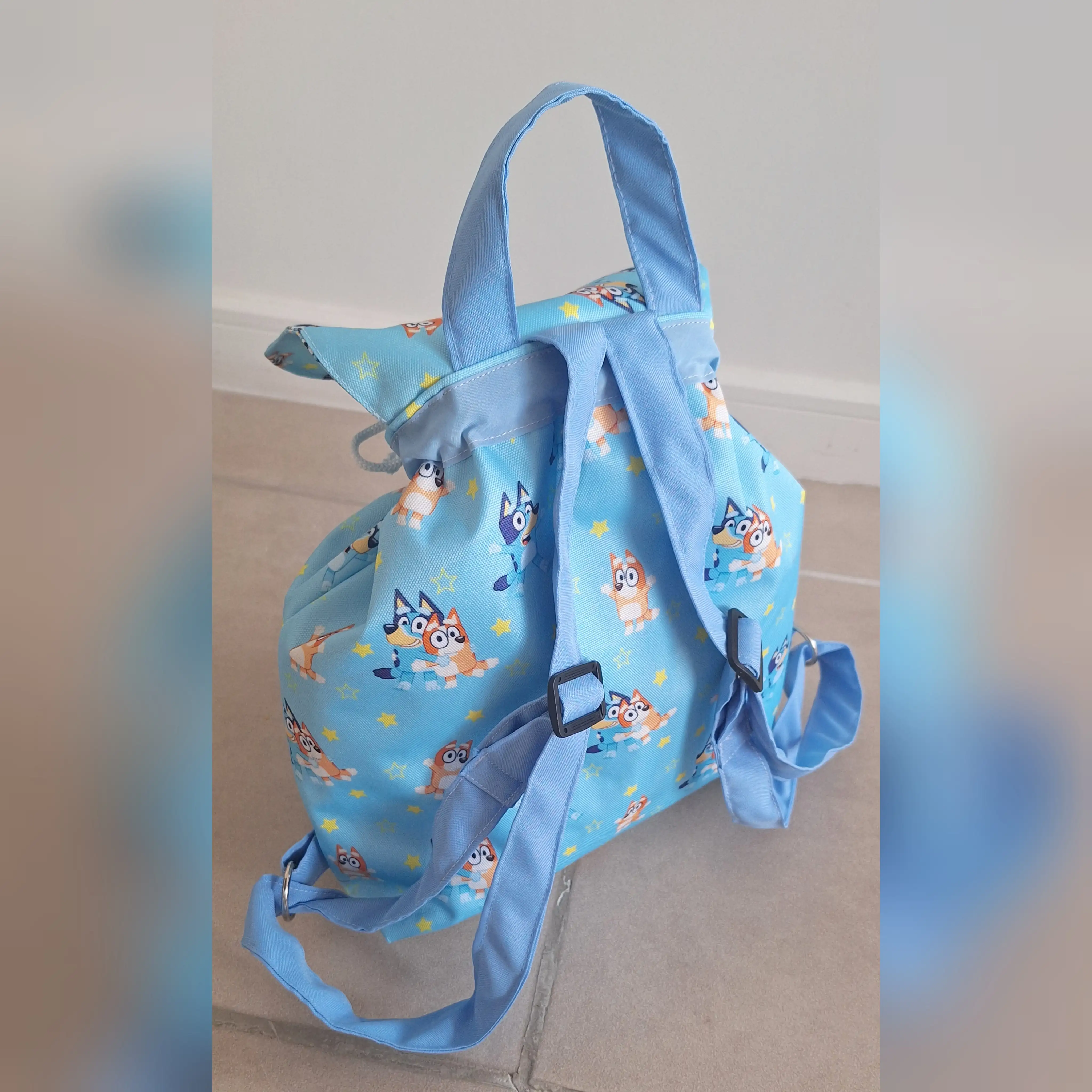 Mochila bluey celeste  4