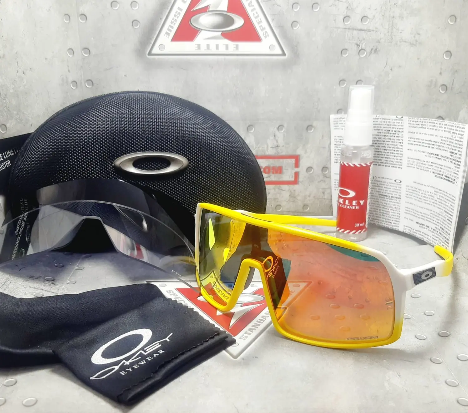 GAFAS OAKLEY SUTRO AAA  4