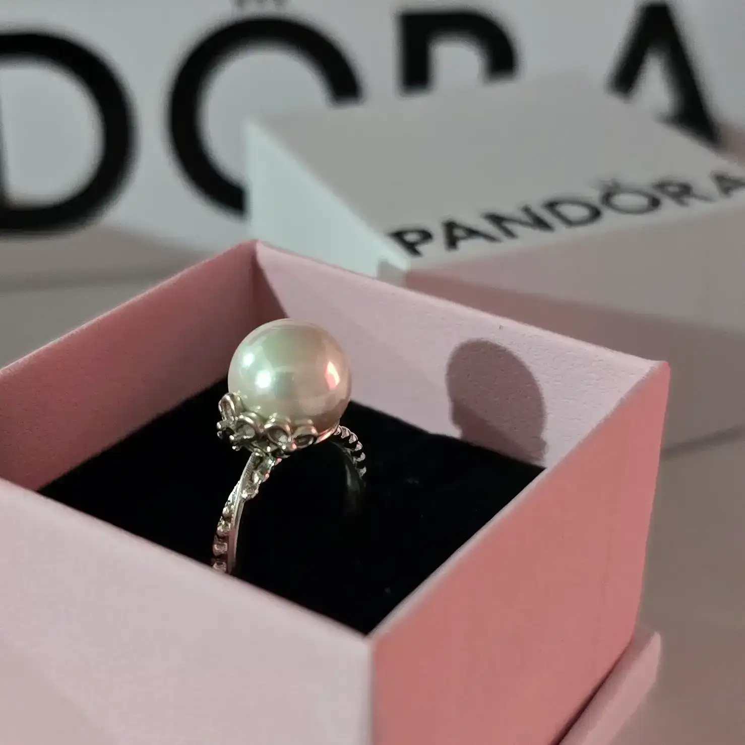Pandora White Pearl Garden Odyssey Ring
