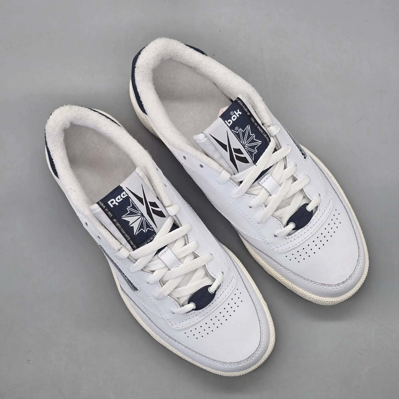 TENIS REEBOK CLUB C 85 3