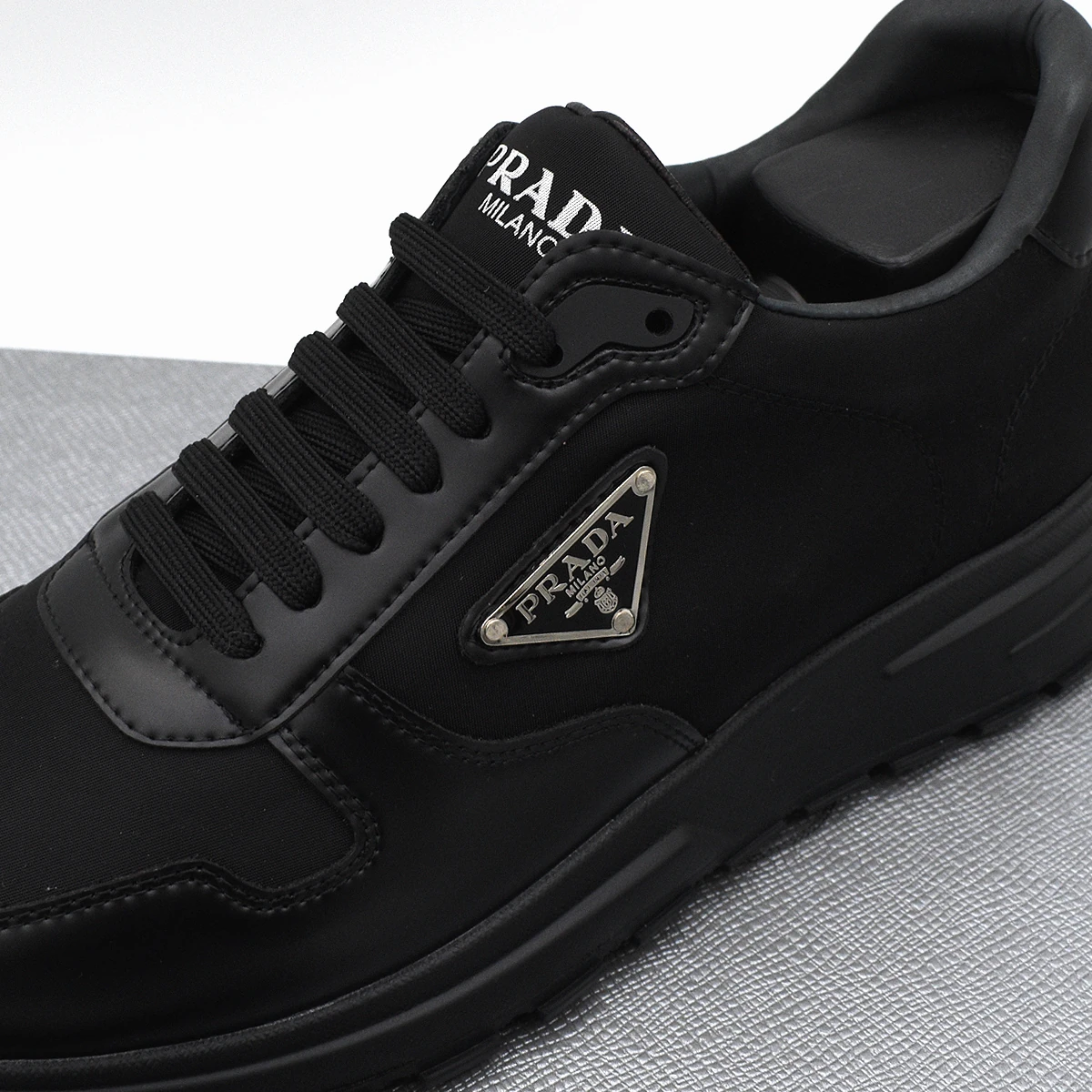 Prada PRAX 01 Zapatillas Re-Nylon Piel Cepillada Negro Negro 7