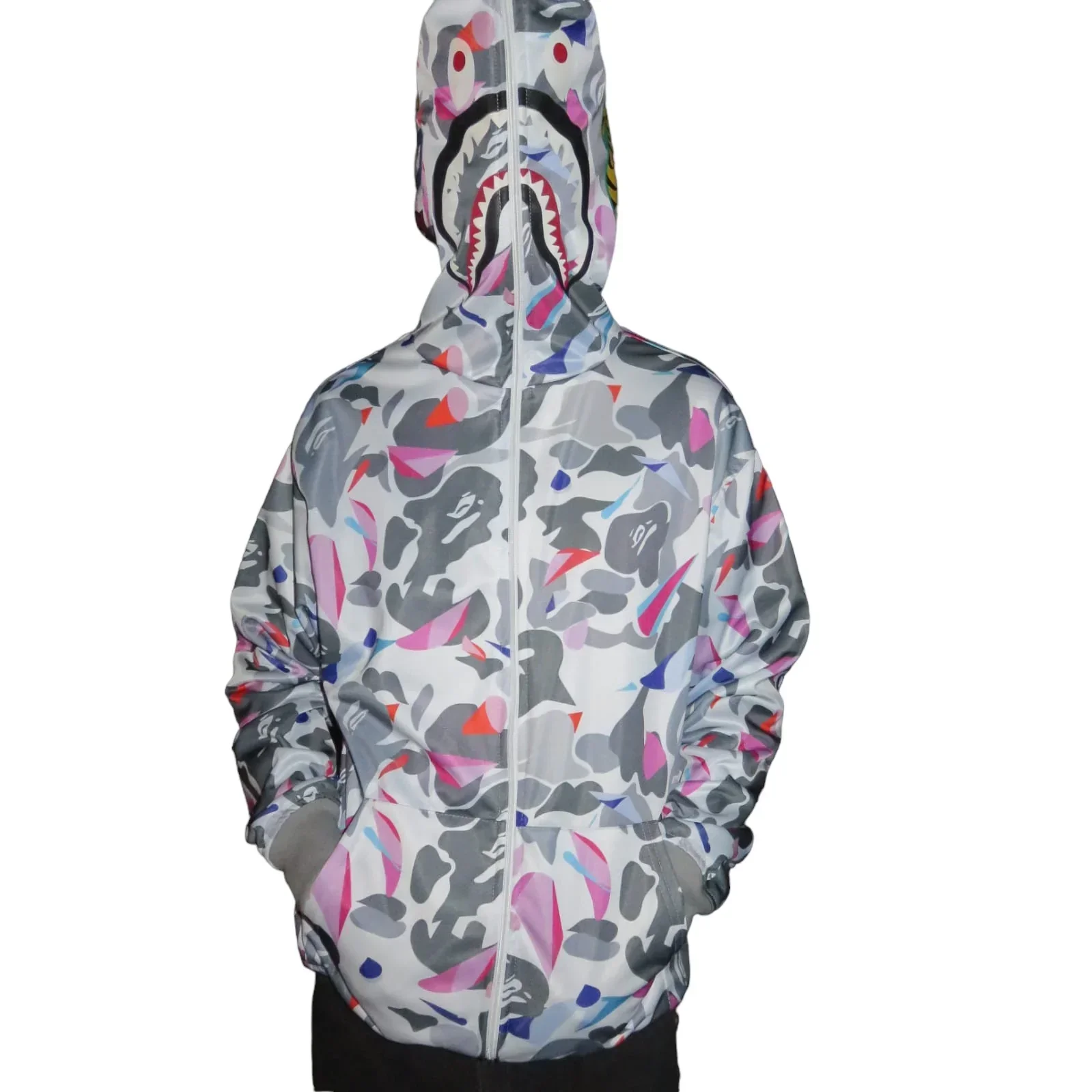 Chamarra Shark blanco con rosa moteada 7